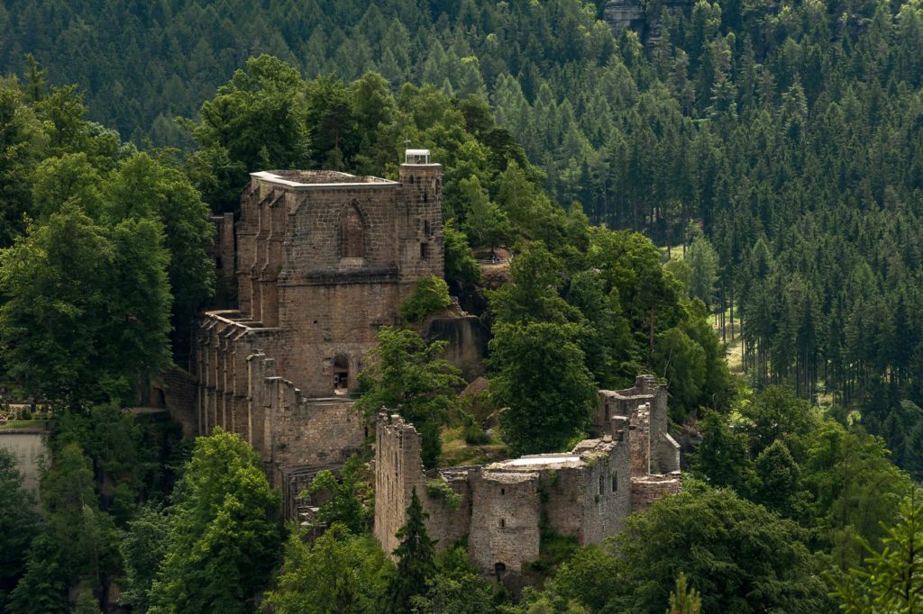 Pferdeberg, Blick zum Oybin, Burgruine
